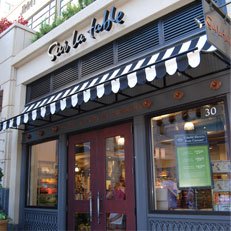 Sur La Table Storefront